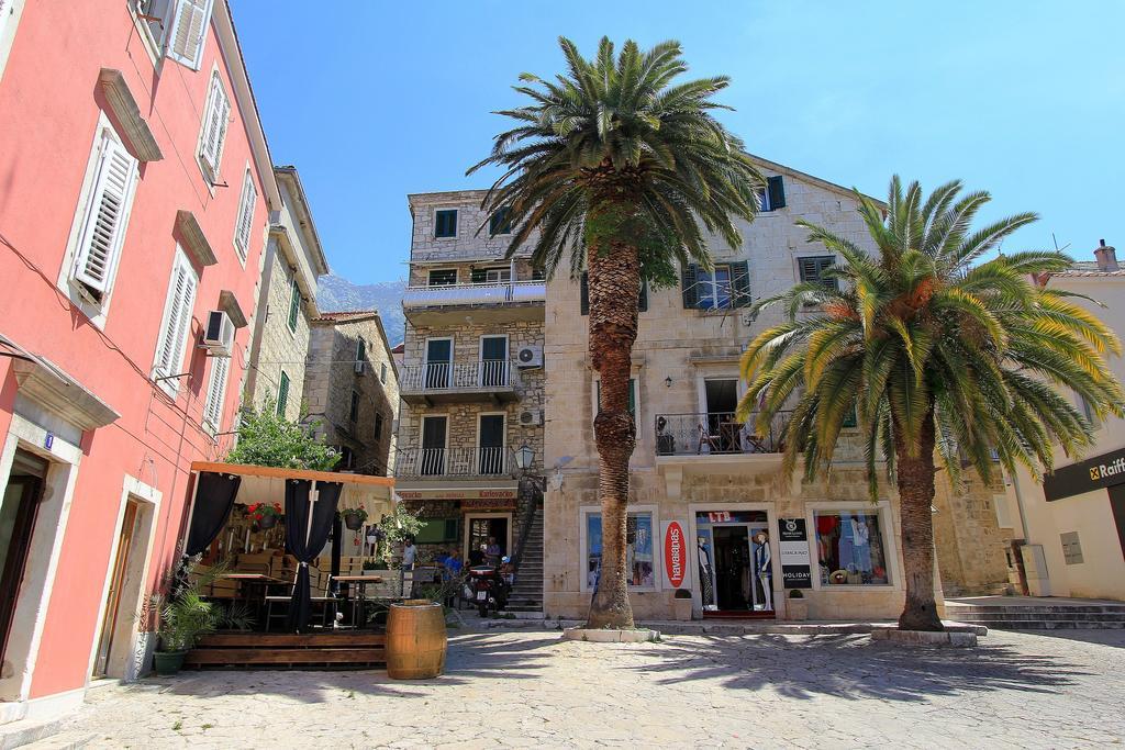 Apartment Adriatica City Makarska Bagian luar foto